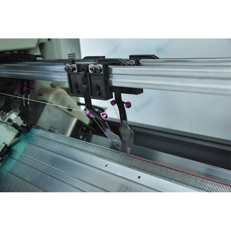 Geautomatiseerde 52 inch 12G vlakbreimachine met enkel systeem