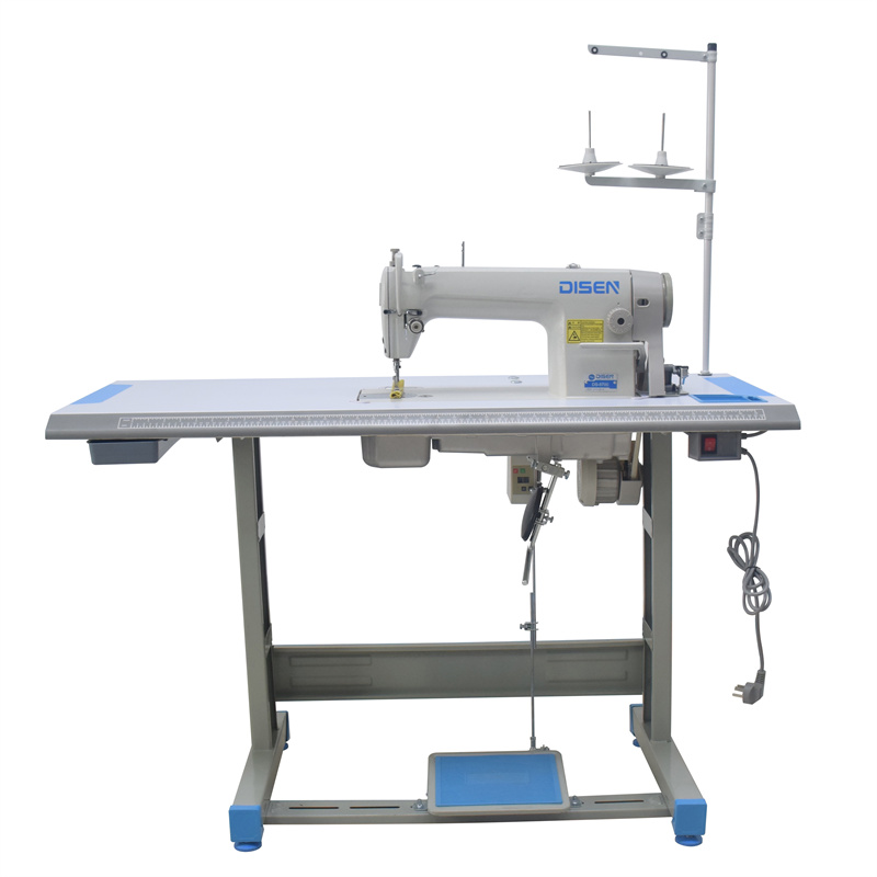 DS-8700 Multifunctionele handmatige stiksteeknaaimachine Industri&euml;le naaimachine voor textiel